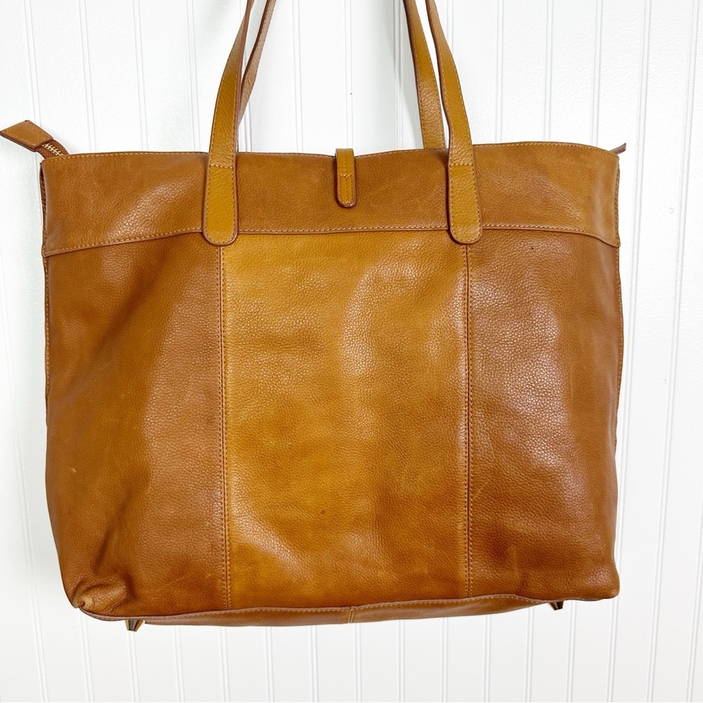 Stella & Max Tan Shoulder Bag - Picture 7 of 12